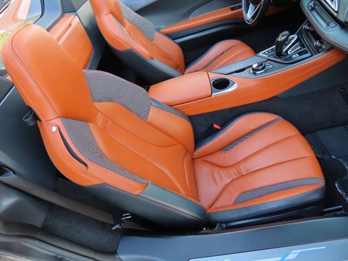 Used 2019 BMW i8 Roadster AWD/4WD image 36
