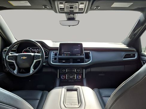 Used 2021 Chevrolet Suburban Premier w/ Premium Package image 23