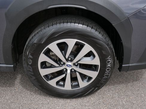 Certified 2024 Subaru Outback Premium AWD/4WD image 15