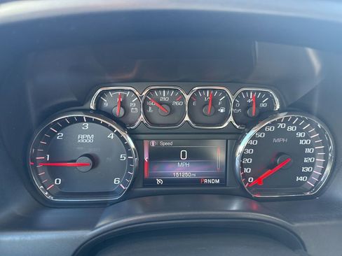 Used 2014 GMC Sierra 1500 SLT w/ Suspension Package, Off-Road image 11