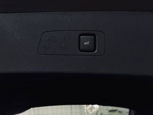 Used 2022 Lincoln Corsair Grand Touring w/ Elements Technology Bundle image 12