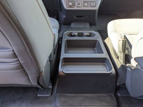 New 2025 Ford Expedition XL image 29