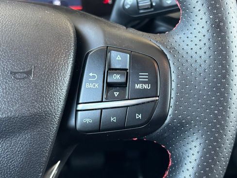 Used 2025 Ford Escape ST-Line FWD image 12