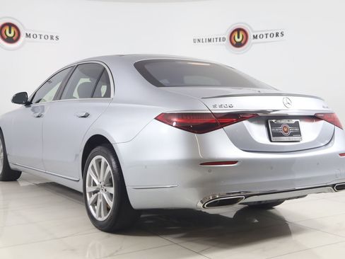 Used 2022 Mercedes-Benz S 500 4MATIC image 4