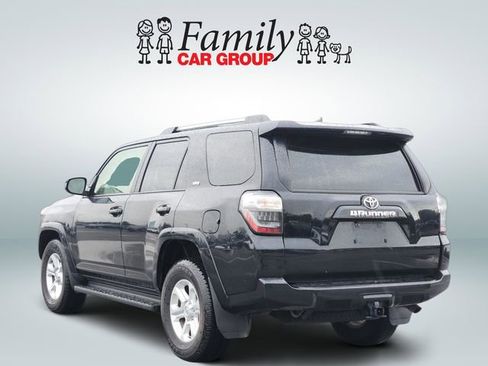 Used 2024 Toyota 4Runner SR5 RWD image 3