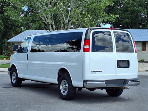 Used 2025 Chevrolet Express 3500 LT w/ LT Preferred Equipment Group RWD image 25