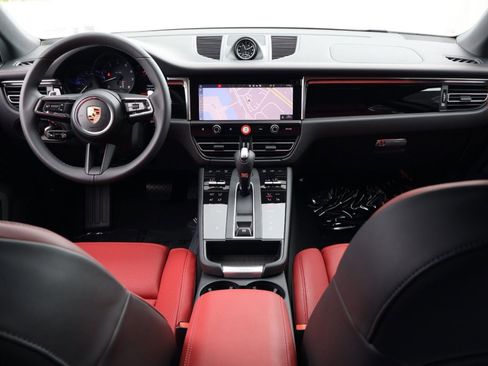 New 2026 Porsche Macan AWD/4WD image 21