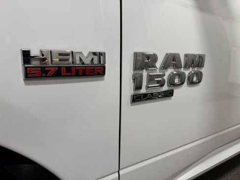Used 2019 RAM 1500 Tradesman w/ Chrome Appearance Group AWD/4WD image 22