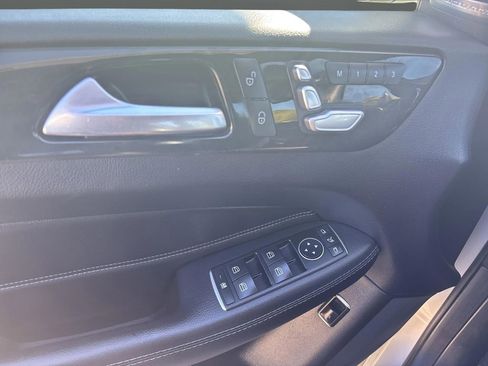 Used 2017 Mercedes-Benz GLS 450 4MATIC image 28