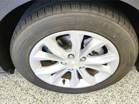 Used 2025 Chevrolet Malibu LT FWD image 29