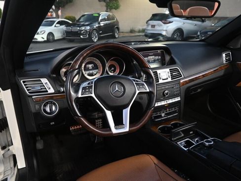 Used 2017 Mercedes-Benz E 400 Cabriolet image 31