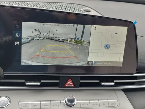 New 2026 Hyundai Elantra Limited FWD image 10