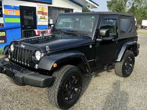 Used 2014 Jeep Wrangler Sport w/ Quick Order Package 24S AWD/4WD image 1
