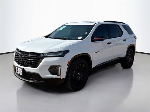 Used 2023 Chevrolet Traverse Premier w/ Redline Edition image 3