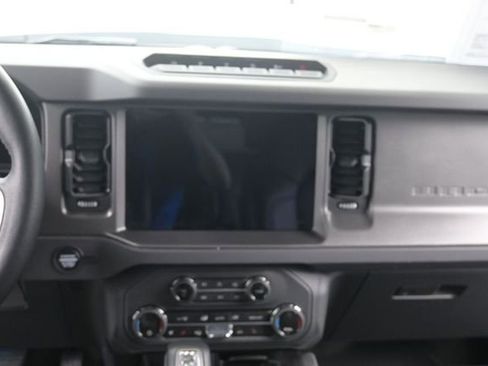 Used 2025 Ford Bronco Badlands AWD/4WD image 24