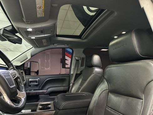 Used 2016 GMC Sierra 3500 Denali w/ Duramax Plus Package image 17