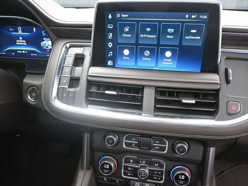 Used 2023 Chevrolet Tahoe LT w/ Luxury Package RWD image 28