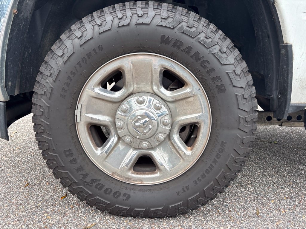 Used 2021 RAM 2500 Tradesman w/ Chrome Appearance Group AWD/4WD image 15