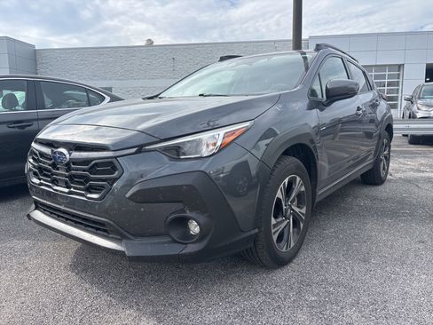 Used 2024 Subaru Crosstrek 2.0i Premium image 2