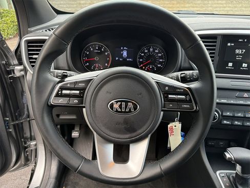 Used 2021 Kia Sportage S image 25