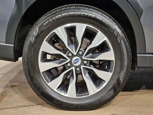 Used 2023 Subaru Outback Limited XT AWD/4WD image 17