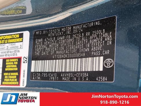 Used 2025 Toyota Camry SE w/ Convenience Package AWD/4WD image 33