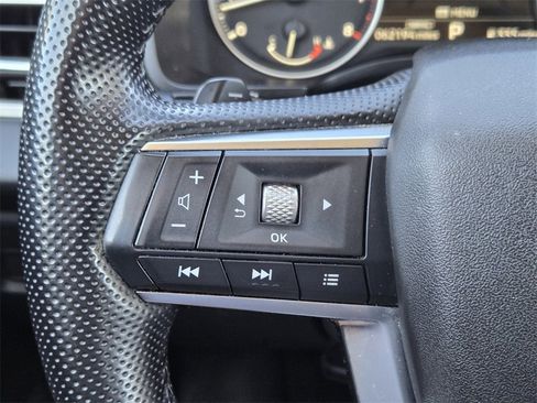 Used 2024 Mitsubishi Outlander SE Black Edition image 27