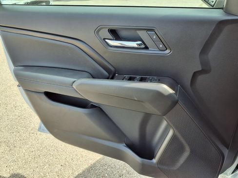 New 2026 GMC Canyon Elevation w/ Convenience Package image 12