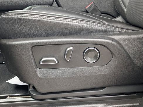 Used 2023 GMC Yukon Denali image 20