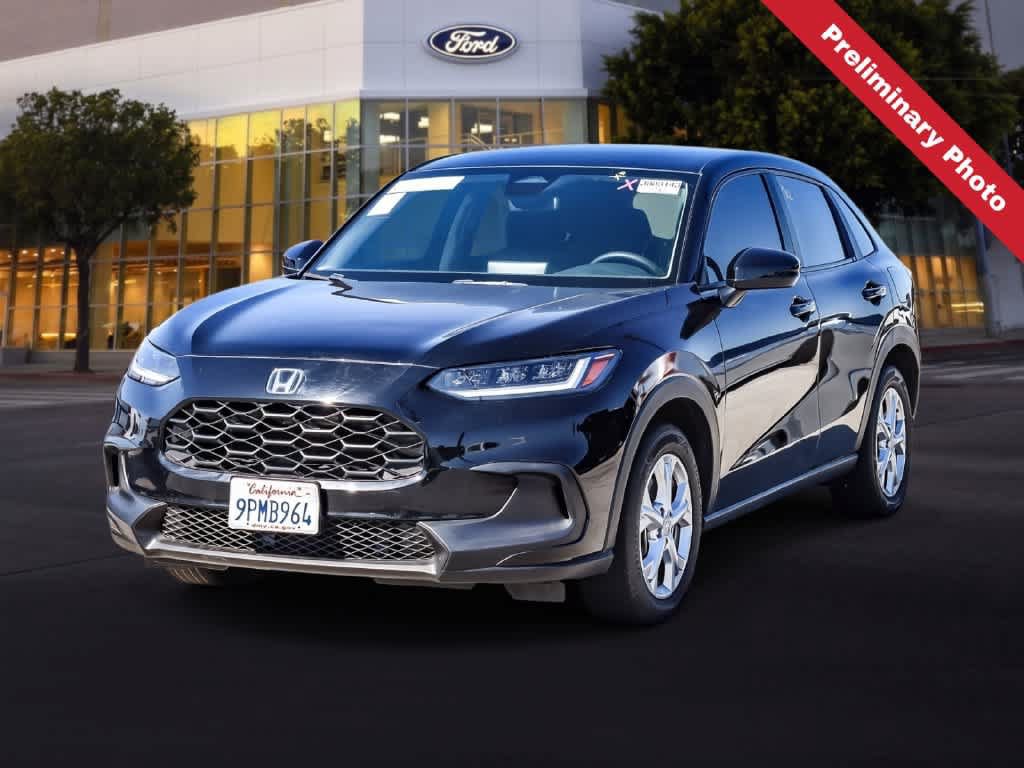Used 2025 Honda HR-V LX image 1