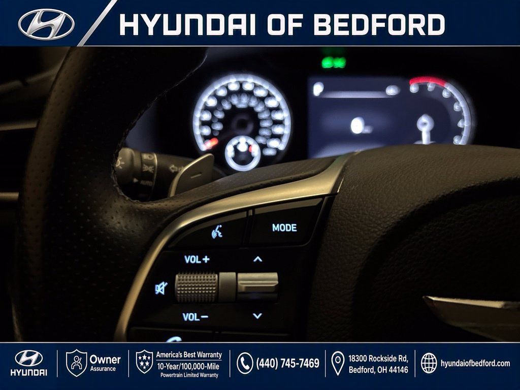 Used 2023 Genesis G70 2.0T AWD/4WD image 18