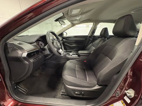 Used 2023 Nissan Altima 2.5 SV AWD/4WD image 16