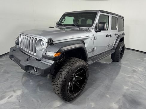 Used 2020 Jeep Wrangler Unlimited Sport S AWD/4WD image 9