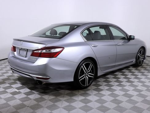 Used 2017 Honda Accord Sport Special Edition image 7