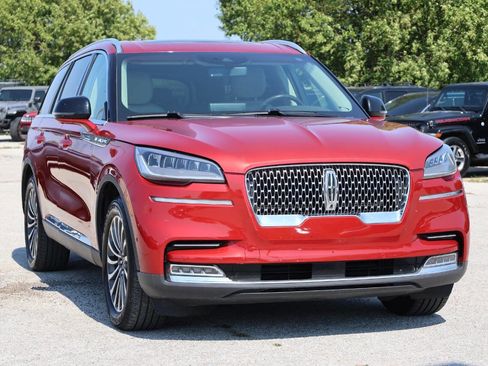 Used 2020 Lincoln Aviator Reserve w/ Equipment Group 201A image 4