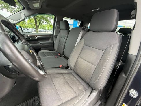Used 2022 Chevrolet Silverado 1500 LT AWD/4WD image 23