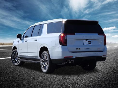 New 2026 GMC Yukon XL Denali w/ LPO, Floor Liner Package AWD/4WD image 20