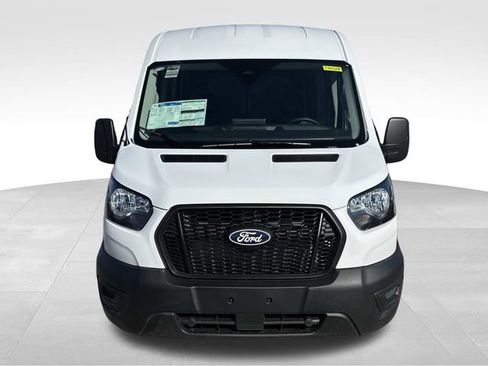 New 2026 Ford Transit 250 148 Medium Roof RWD image 2