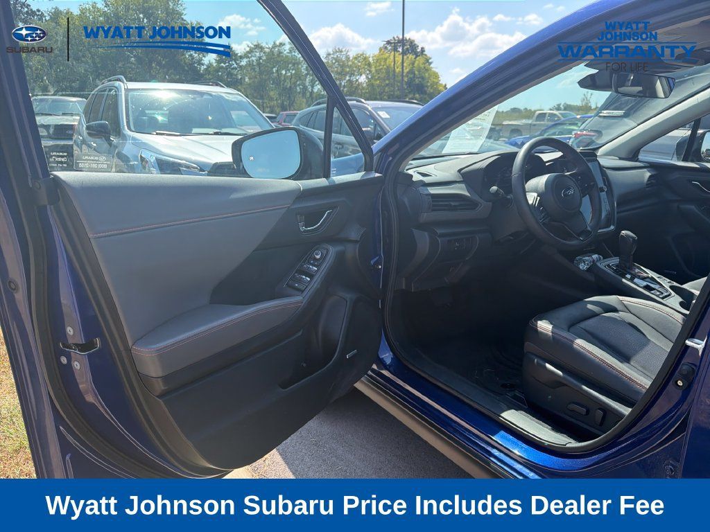 Used 2025 Subaru Crosstrek 2.5i Limited w/ Crosstrek Mirror Package AWD/4WD image 17