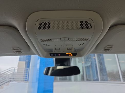 Certified 2025 Cadillac XT6 Premium Luxury image 25