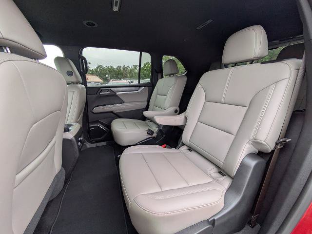 Certified 2026 GMC Acadia Elevation w/ Elevation Premium Package FWD image 14