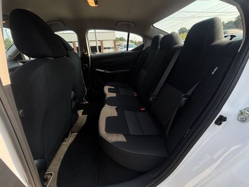 Used 2025 Nissan Sentra SV FWD image 25