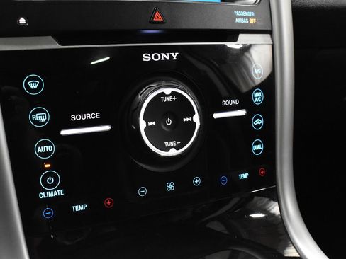 Used 2014 Ford Edge Limited w/ Canadian Touring Package image 19