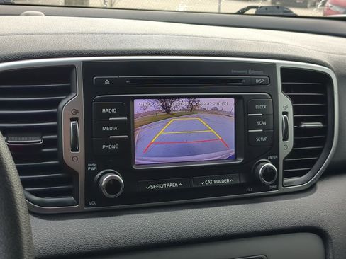 Used 2017 Kia Sportage LX image 22
