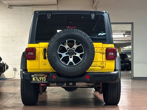 Certified 2018 Jeep Wrangler Rubicon AWD/4WD image 4