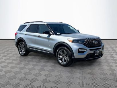 Used 2022 Ford Explorer XLT w/ Equipment Group 202A