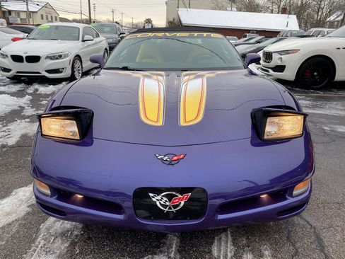 Used 1998 Chevrolet Corvette Convertible w/ Memory Pkg image 26