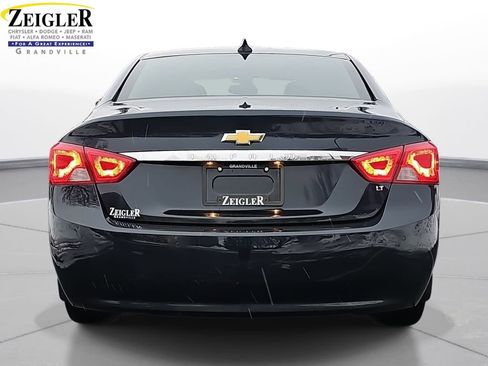 Used 2015 Chevrolet Impala LT image 6