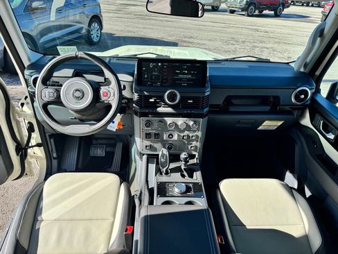 New 2025 INEOS Grenadier AWD/4WD image 19