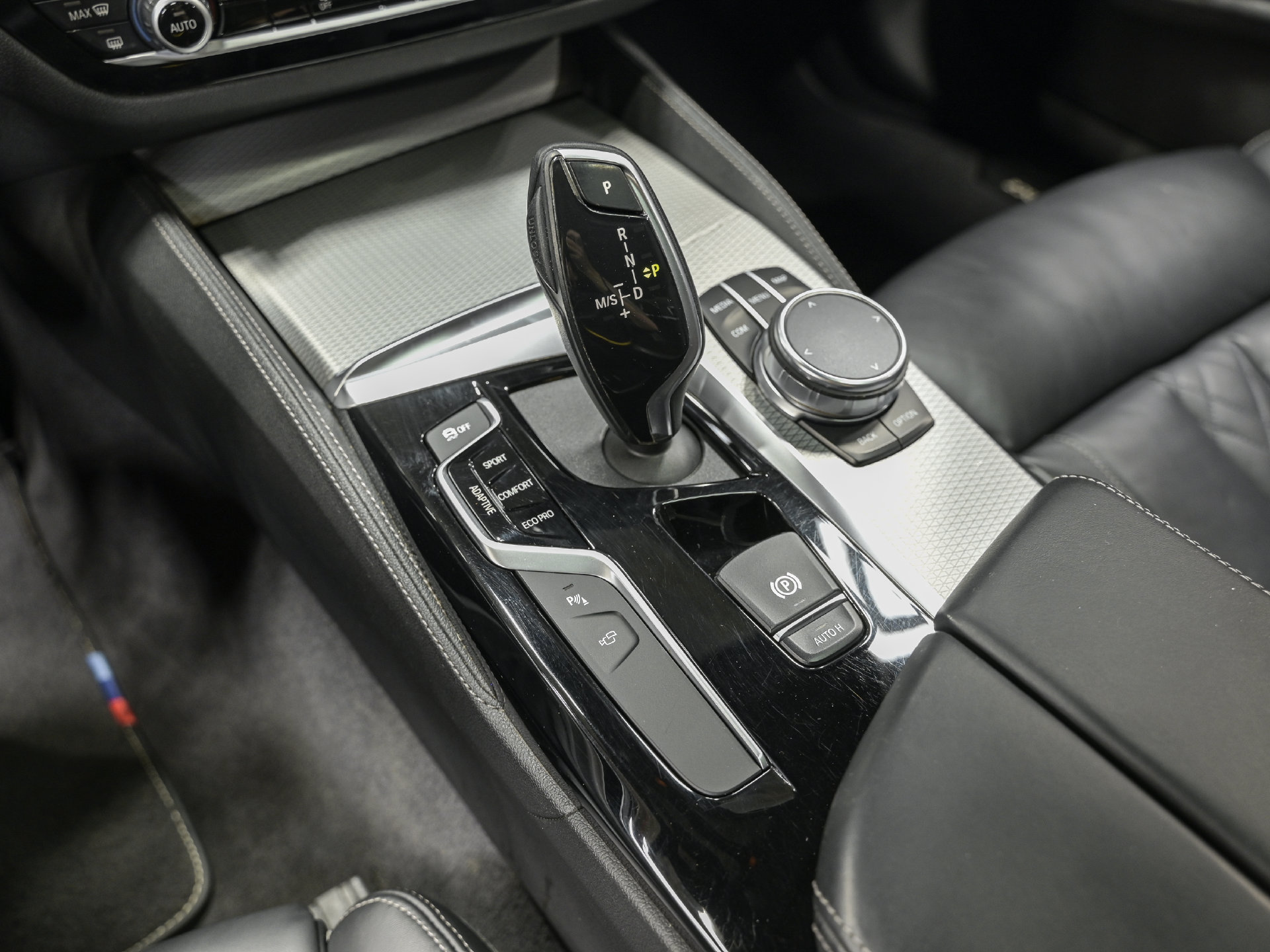 Used 2019 BMW M550i xDrive w/ Premium Package AWD/4WD image 22